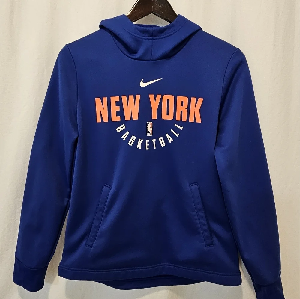 Nike NBA New York Basketball Hoodie - Picture 6 of 15